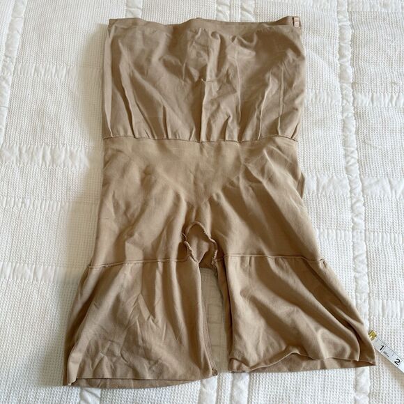 Spanx Assets Red Hot Label Shapewear 3X Nude Tan Control High Waist Shorts - Picture 12 of 13